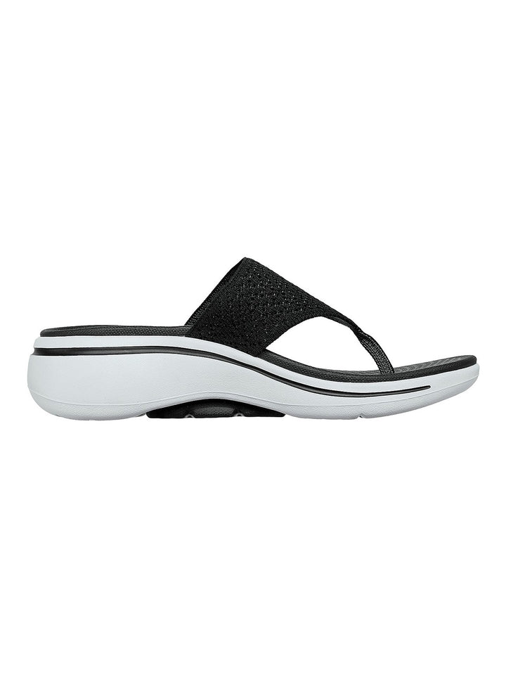 Skechers White Women Go Walk Arch Fit Sandal Wee Flip-Flops