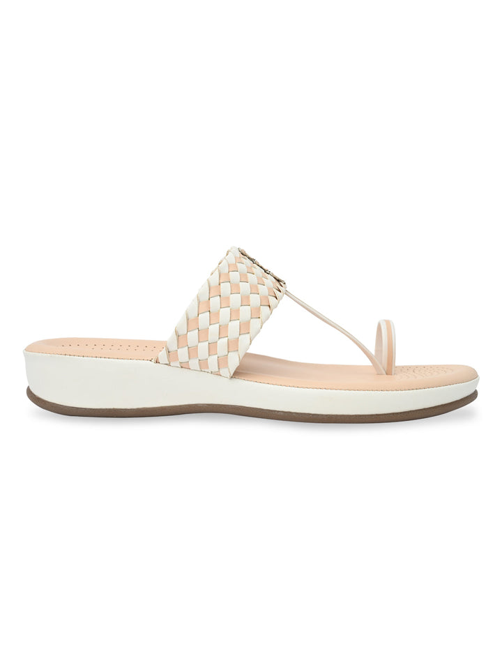 Rocia By Regal White Women Woven Kolhapuri Comfort Flats