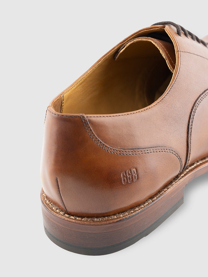 Gordon And Bros Crust Brown Men Toe Cap Oxford Lace Up Shoes