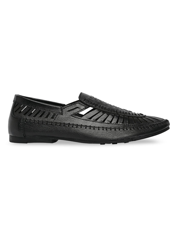 Regal Black Men Ethnic Mojari Sandals