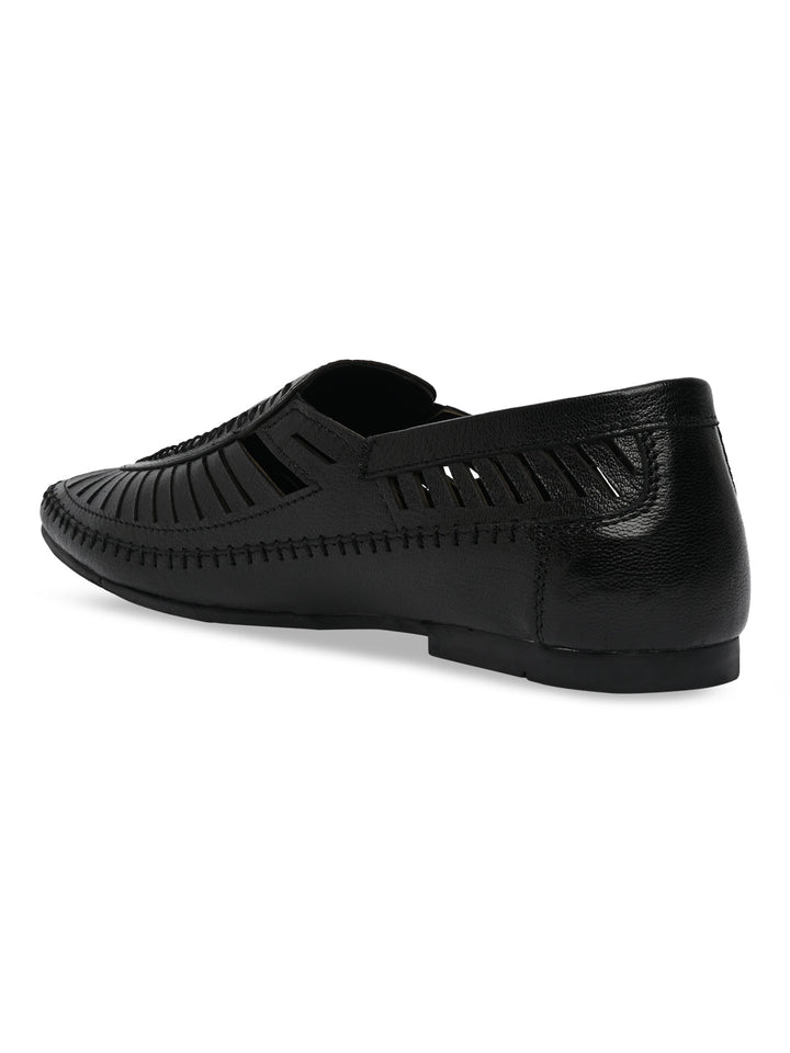 Regal Black Men Ethnic Mojari Sandals